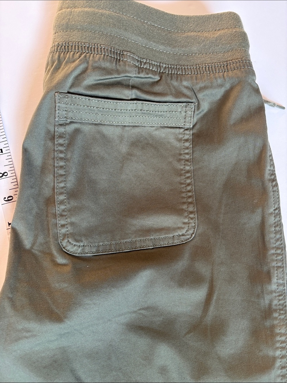 Warehouse One Olive Green Cropped relaxed, Drawstring Pants, women’s Sz M. - Picture 4 of 9